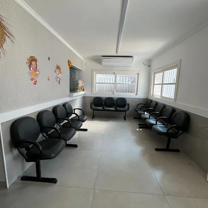 Sala de espera da clínica CEDO Saúde